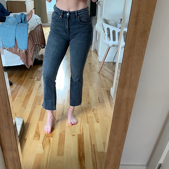 Zara jeans - Picture 1 of 3